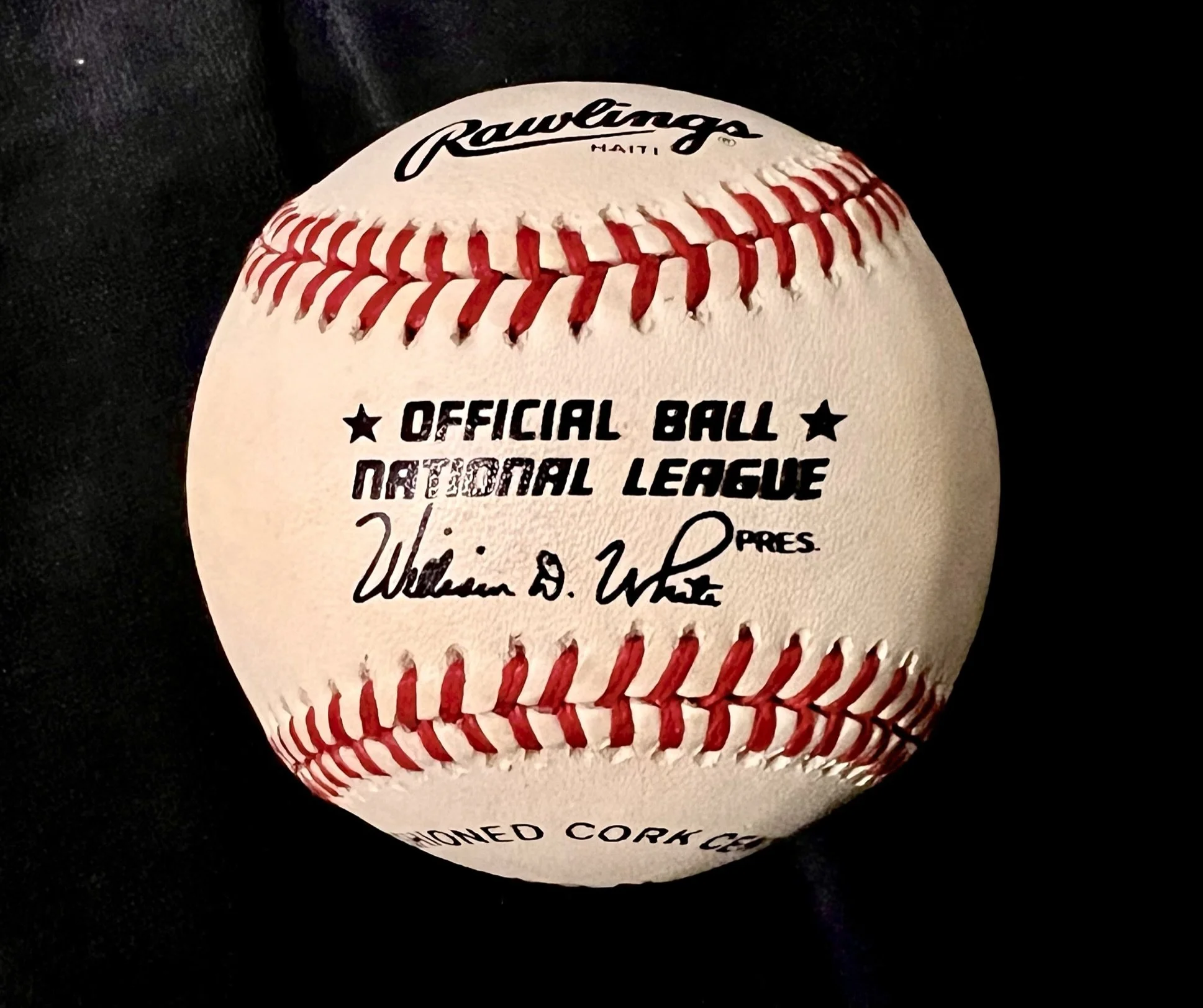 Willie Mays Signed Official Baseball — The Bullpen Sports Collectibles